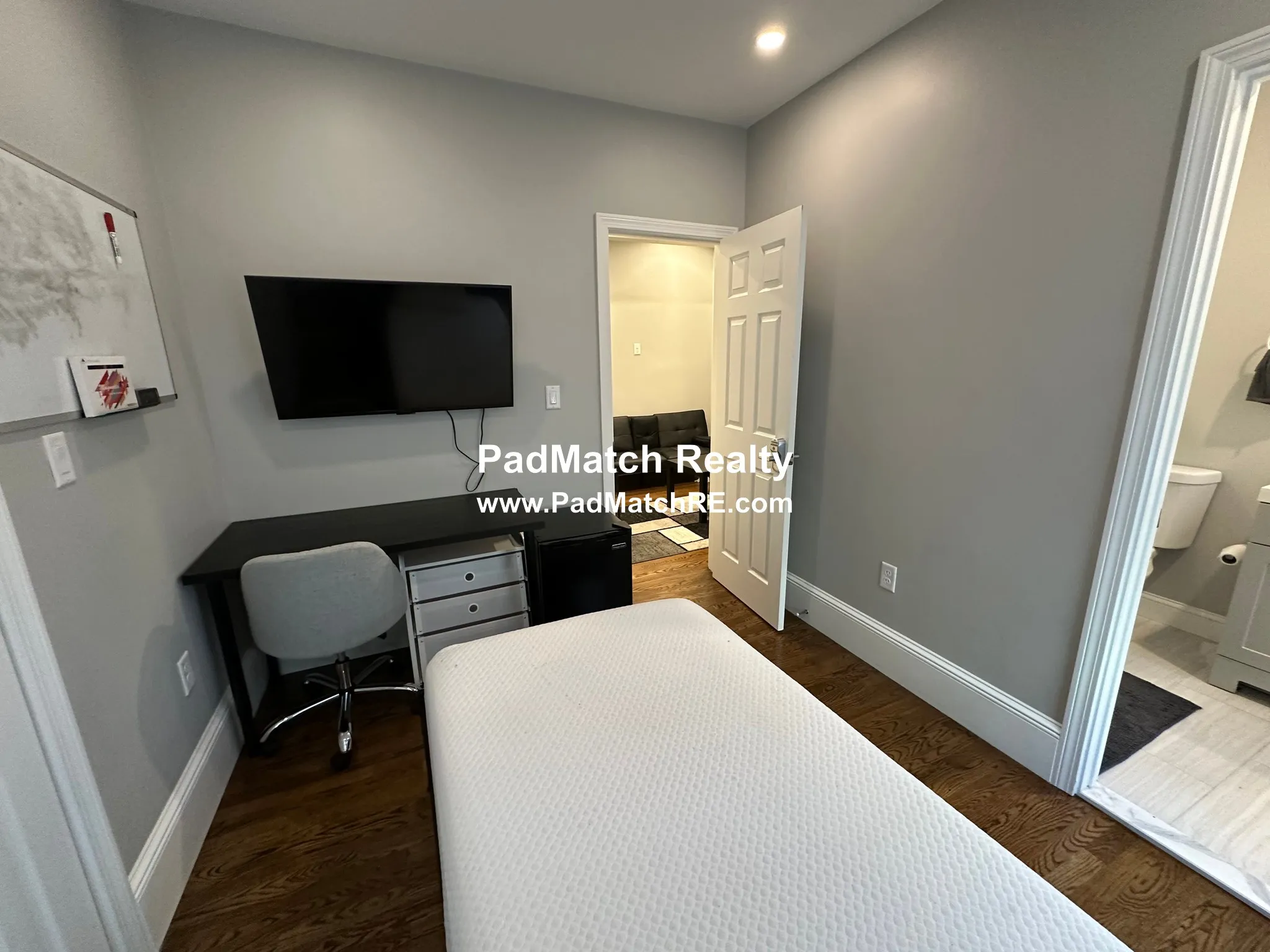 4 bed, 1 bath apartment for rent at 9 Ashford St Unit 2, Allston — photo 7 of 11