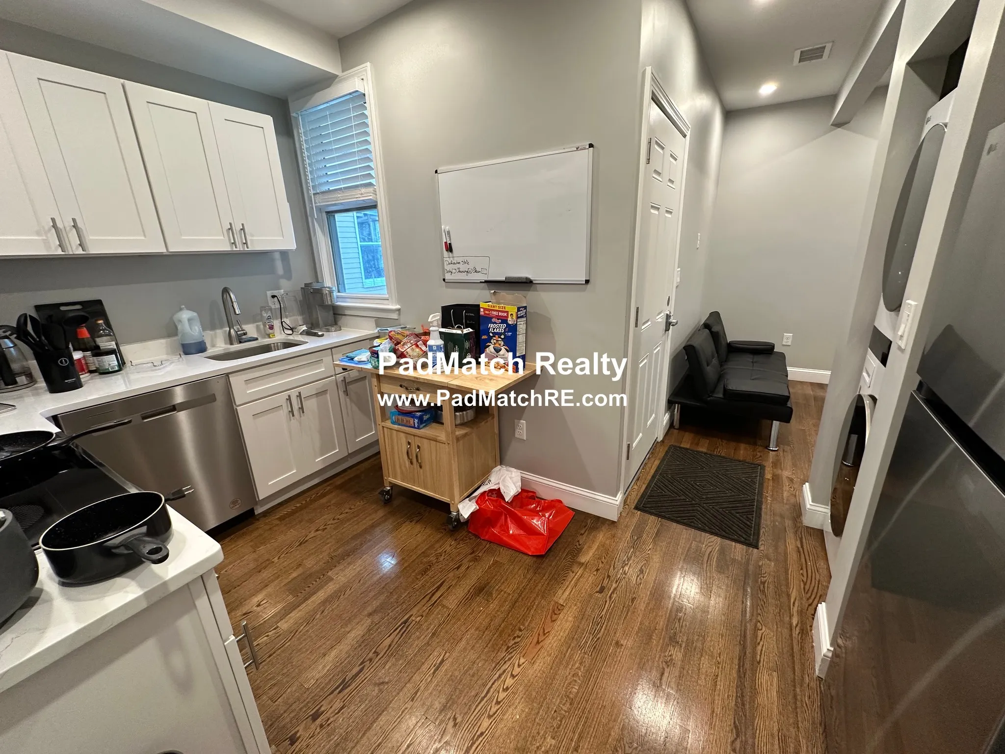 4 bed, 1 bath apartment for rent at 9 Ashford St Unit 2, Allston — photo 3 of 11