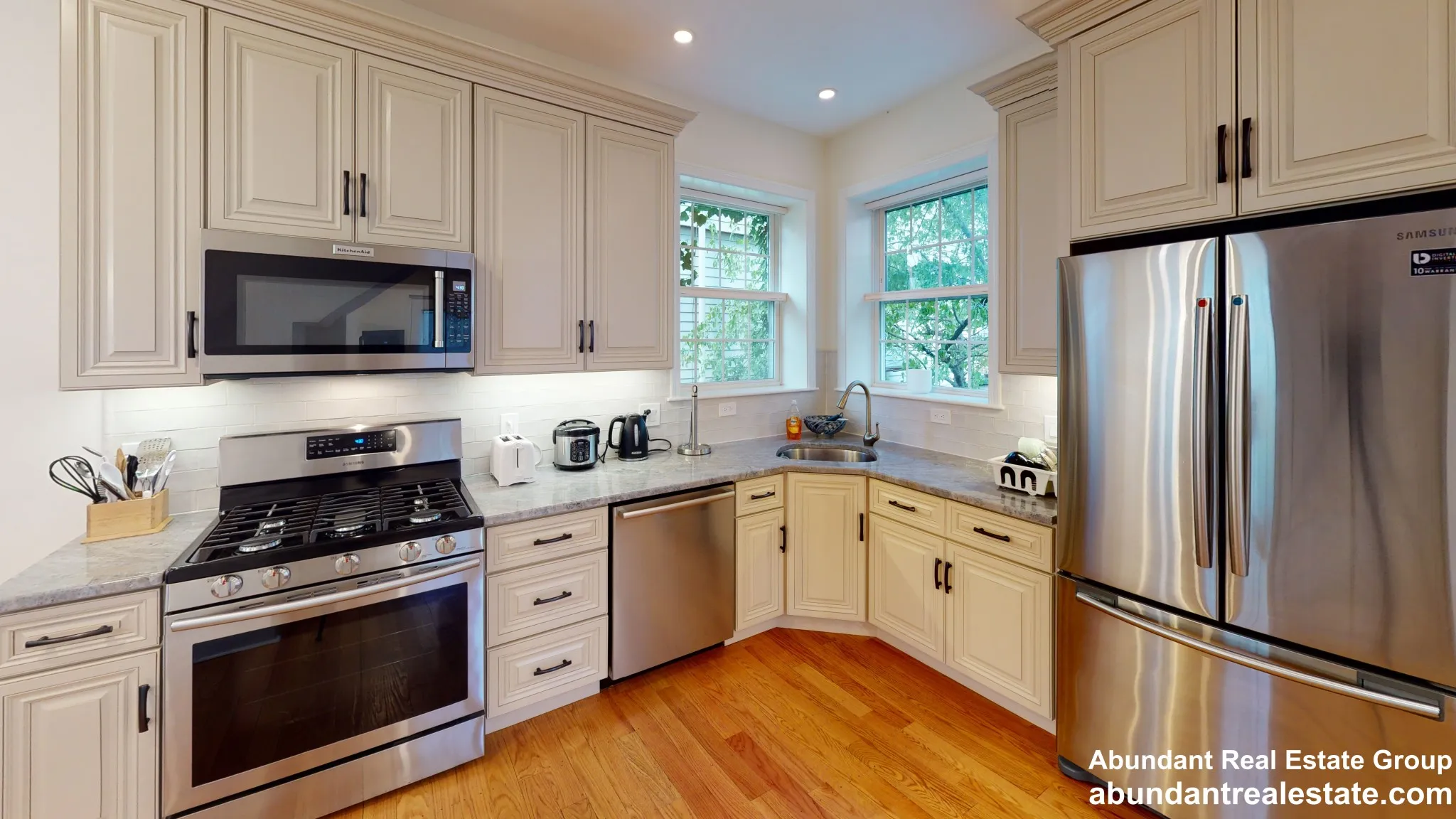 3 bed, 2 bath apartment for rent at 9 Ashton Pl Unit 9, Mid Cambridge