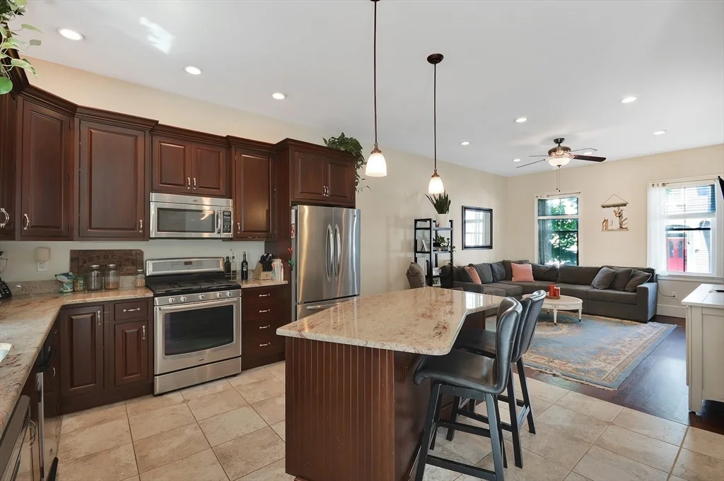 5 bed, 2 bath apartment for rent at 9 Atlantic St, South Boston — photo 3 of 26