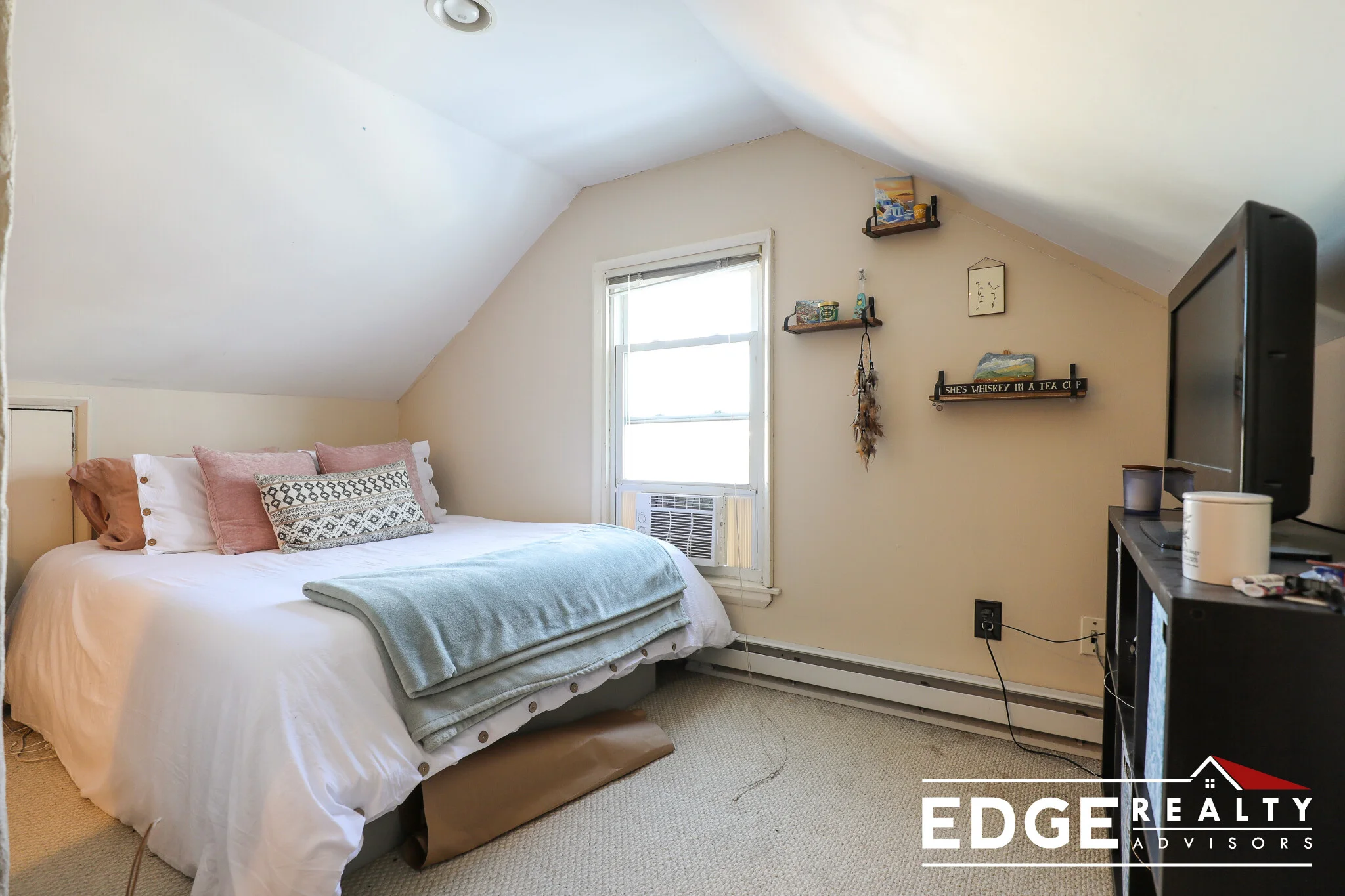 3 bed, 1 bath apartment for rent at 9 Baldwin Pl Unit N/A, Brighton — photo 12 of 14