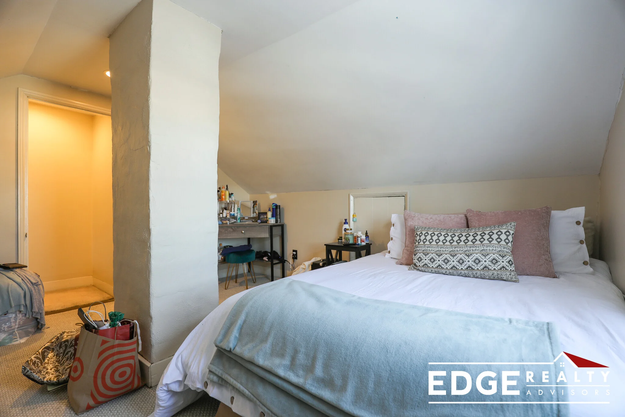3 bed, 1 bath apartment for rent at 9 Baldwin Pl Unit N/A, Brighton — photo 13 of 14
