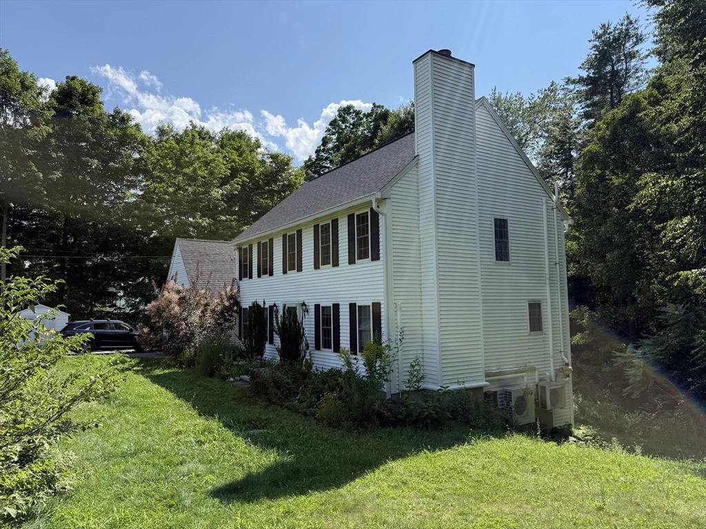3 bed, 2 bath apartment for rent at 9 Bancroft St, Pepperell — photo 38 of 40