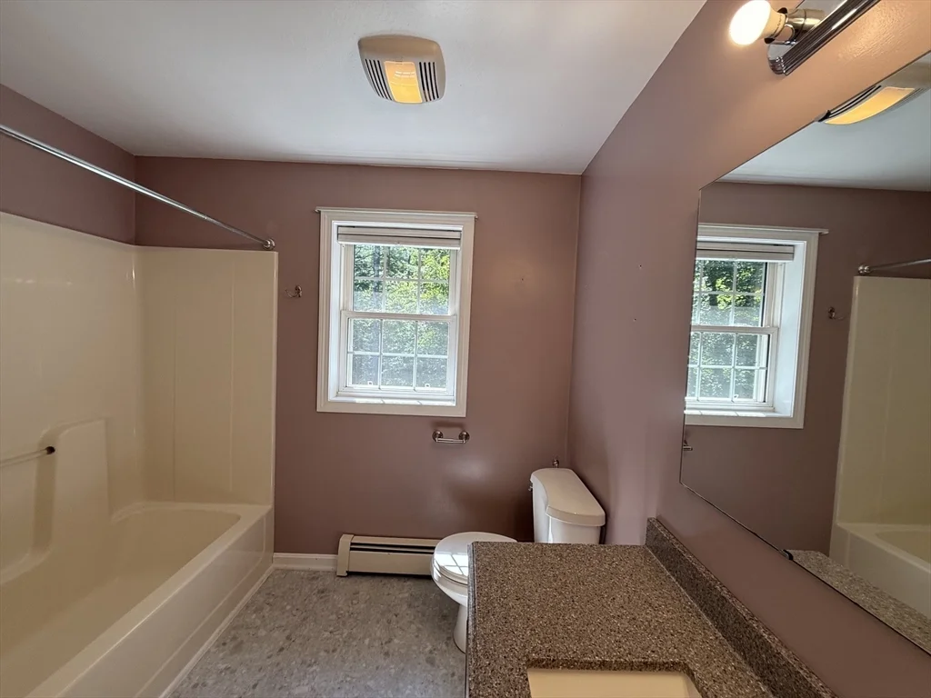 3 bed, 2 bath apartment for rent at 9 Bancroft St, Pepperell — photo 15 of 40