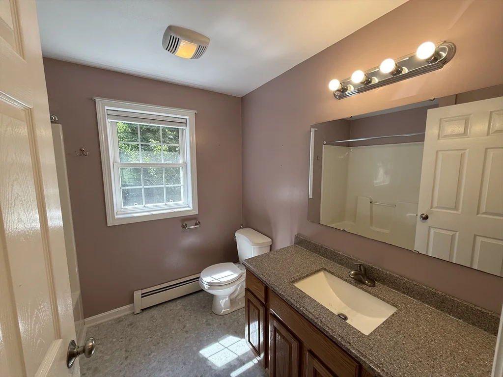 3 bed, 2 bath apartment for rent at 9 Bancroft St, Pepperell — photo 16 of 40