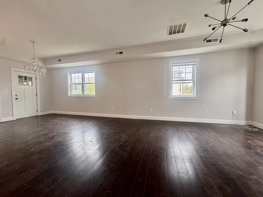 3 bed, 2 bath apartment for rent at 9 Batchelder St Unit 2, Dorchester — photo 9 of 21