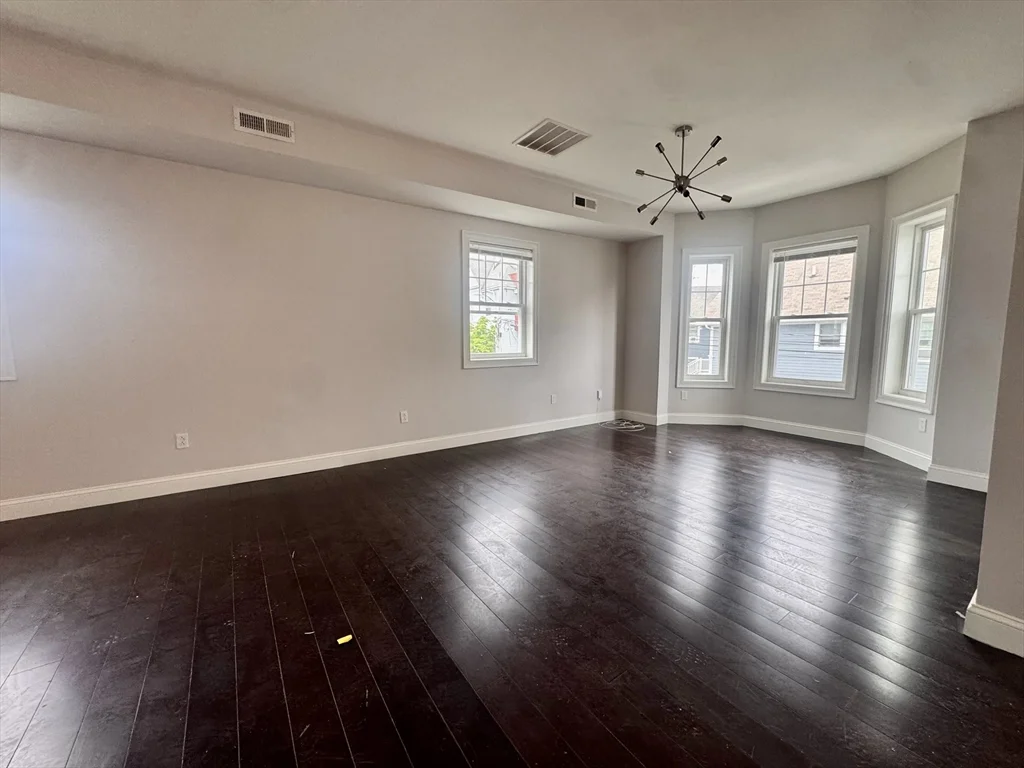 3 bed, 2 bath apartment for rent at 9 Batchelder St Unit 2, Dorchester — photo 6 of 21