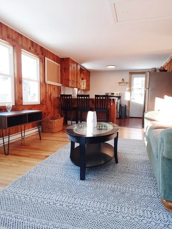 2 bed, 1 bath apartment for rent at 9 Beachway Unit 9, Pembroke — photo 3 of 8