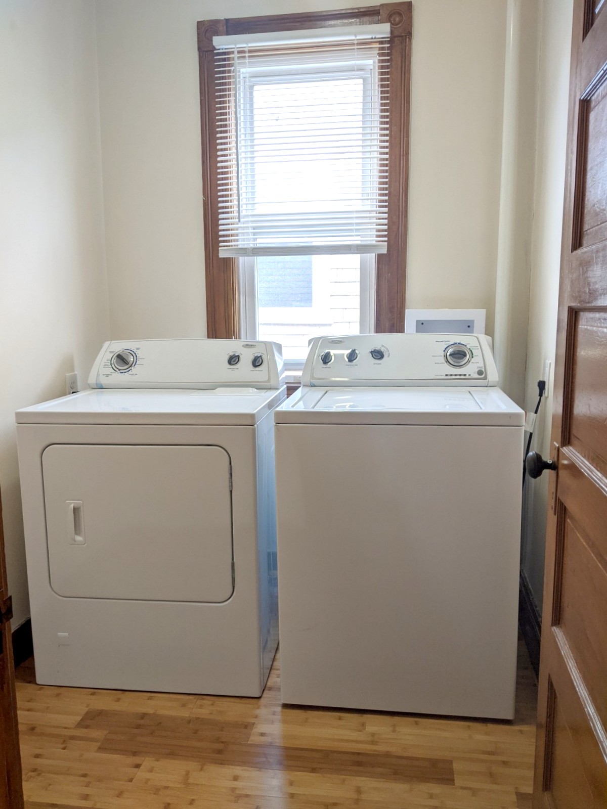 3 bed, 1 bath apartment for rent at 9 Belknap St Unit 3, West Somerville — photo 7 of 24