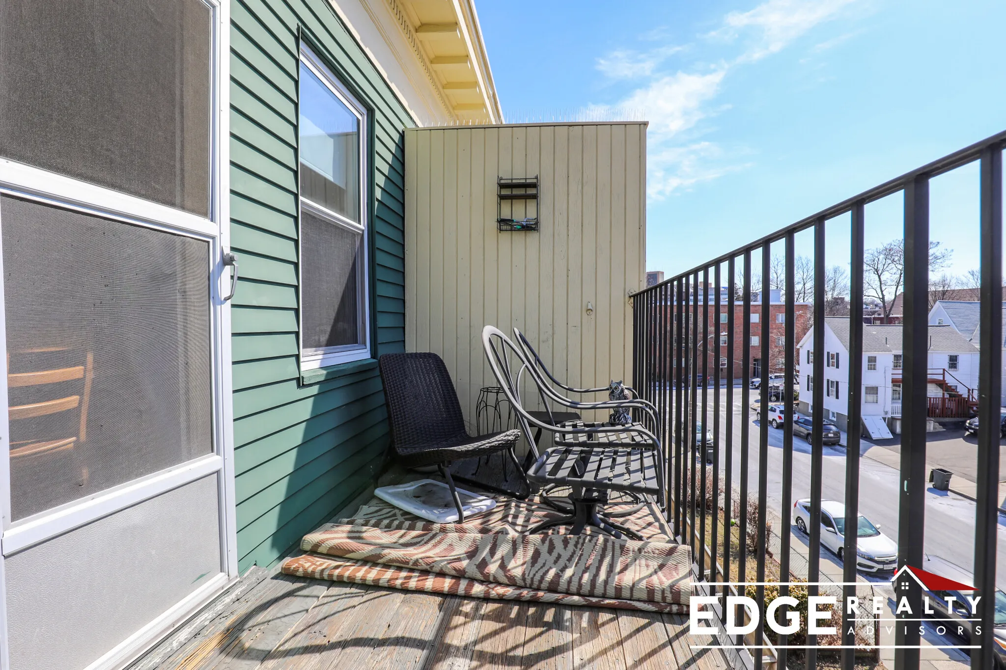 3 bed, 1 bath apartment for rent at 9 Bennett St Unit 3, Brighton — photo 5 of 13