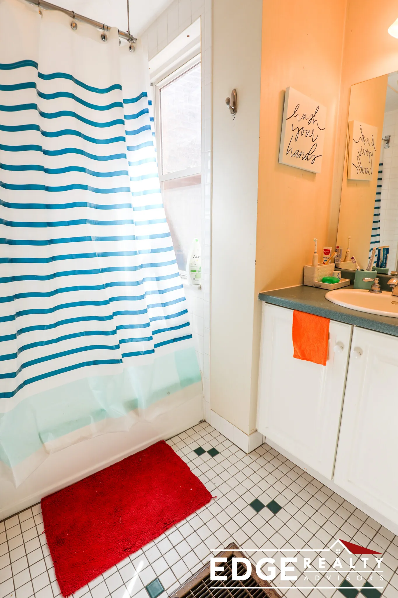 3 bed, 1 bath apartment for rent at 9 Bennett St Unit 3, Brighton — photo 10 of 13