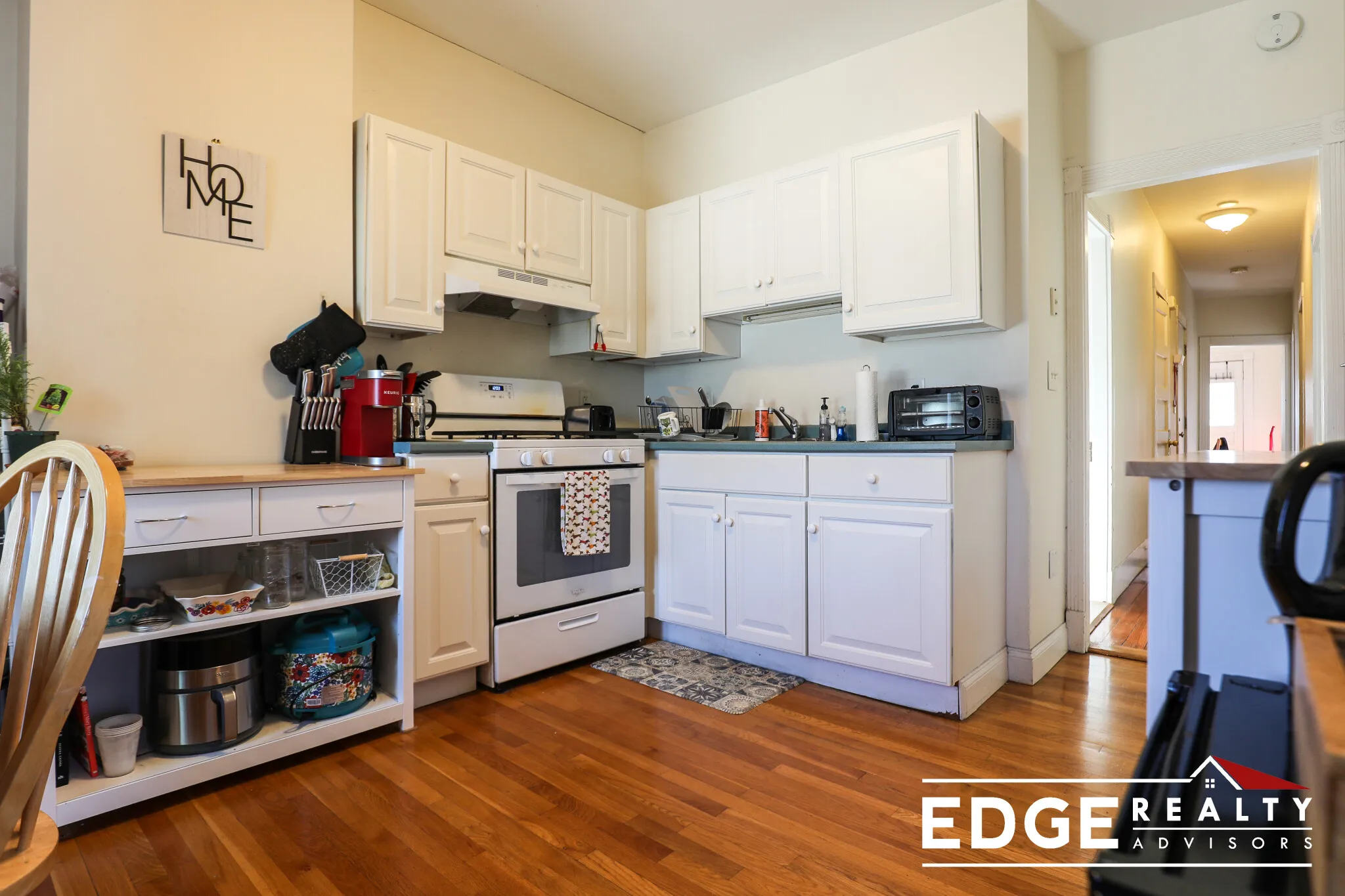 3 bed, 1 bath apartment for rent at 9 Bennett St Unit 3, Brighton