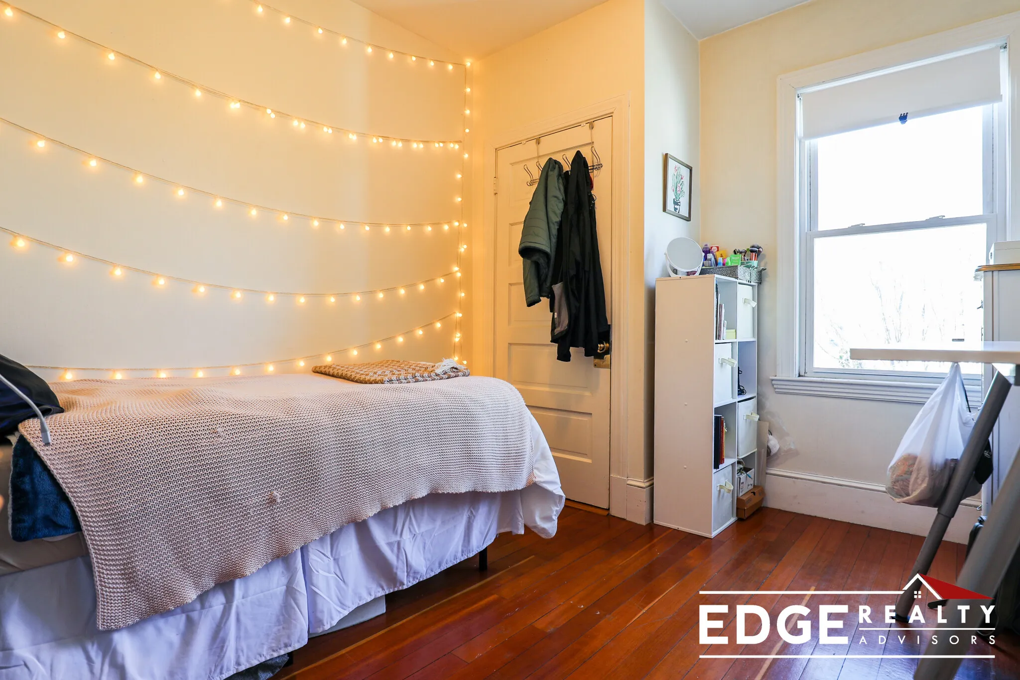 3 bed, 1 bath apartment for rent at 9 Bennett St Unit 3, Brighton — photo 11 of 13