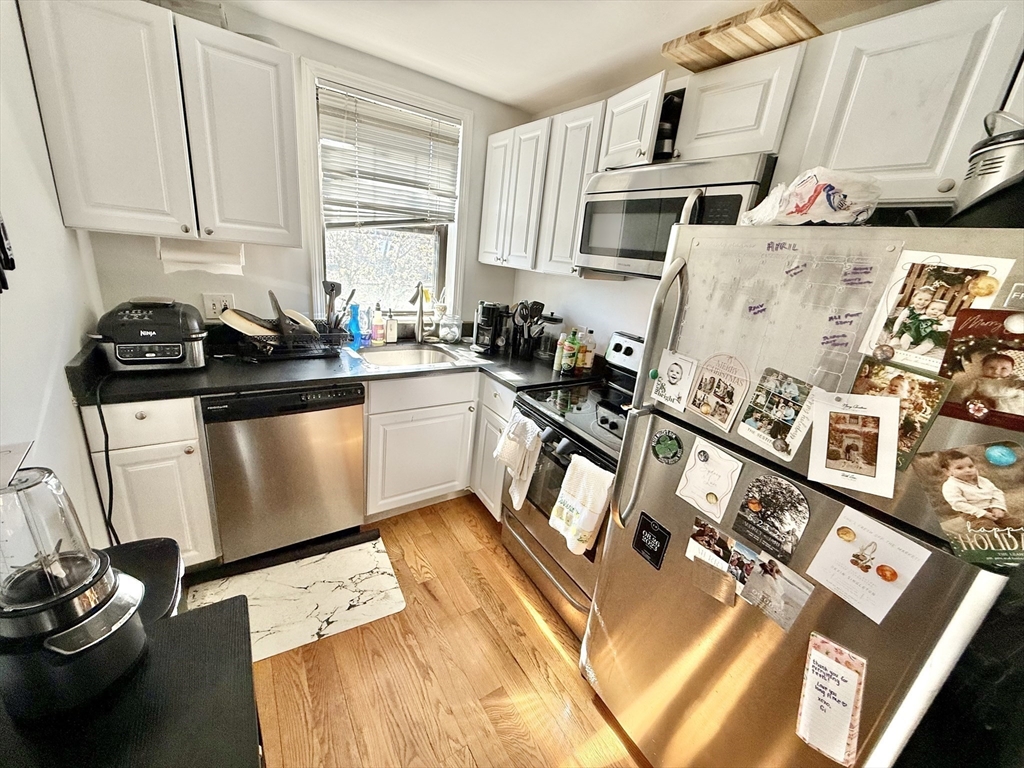 1 bed, 1 bath apartment for rent at 9 Boston St Unit 3, South Boston — photo 5 of 9