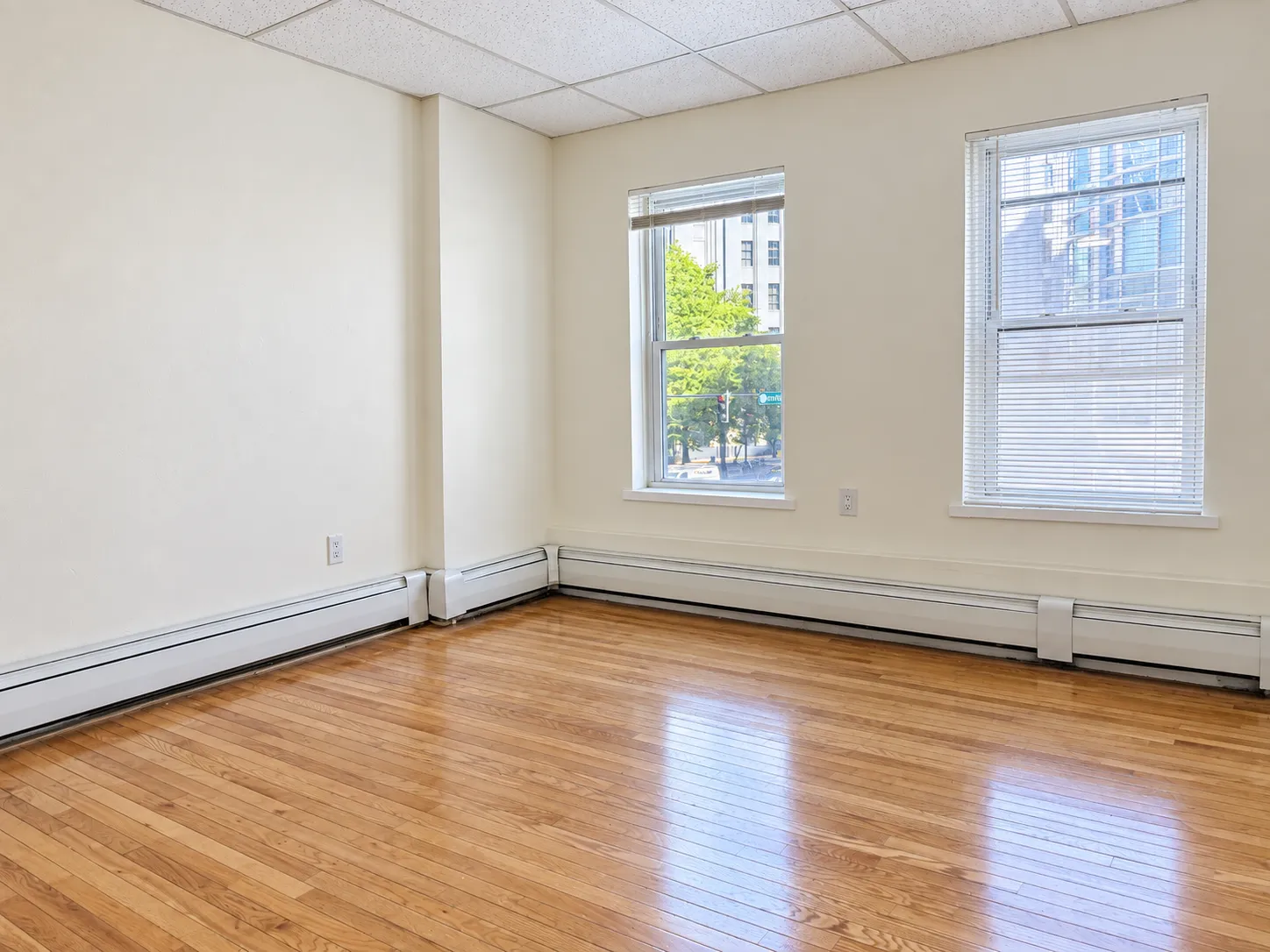 Studio bed, 1 bath apartment for rent at 9 Bowdoin St Unit 1, Beacon Hill — photo 3 of 8