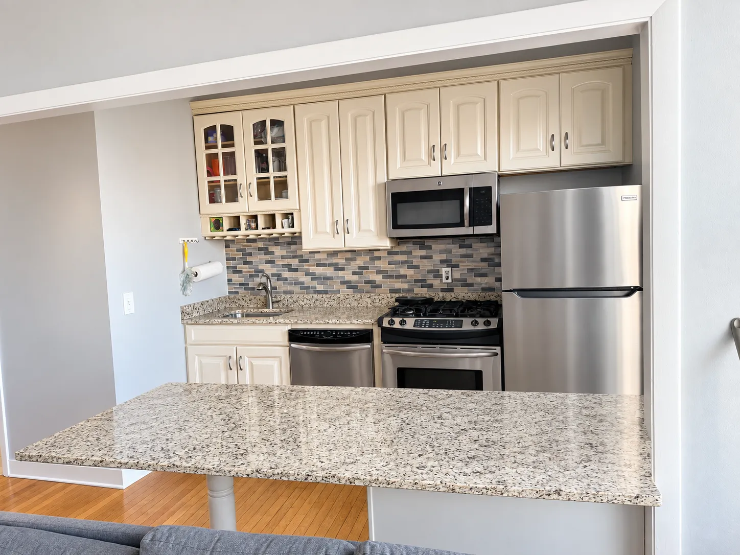 1 bed, 1 bath apartment for rent at 9 Bowdoin St Unit 14, Beacon Hill — photo 6 of 9