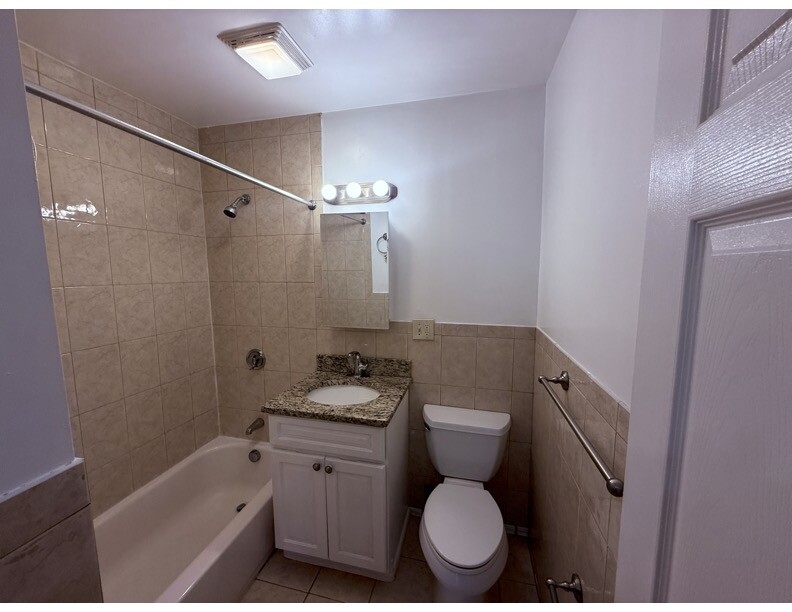 3 bed, 1 bath apartment for rent at 9 Boyd St Unit 2, Dorchester — photo 4 of 10