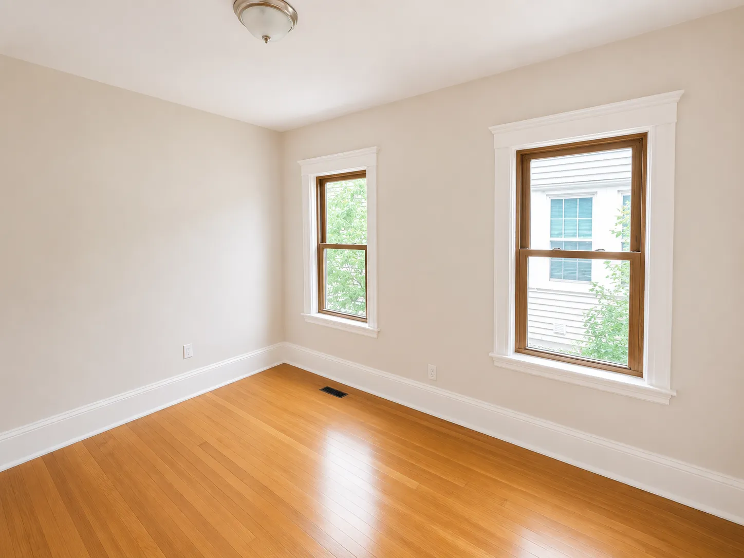 5 bed, 2 bath apartment for rent at 9 Bradford Ave Unit 1, South Medford — photo 19 of 27