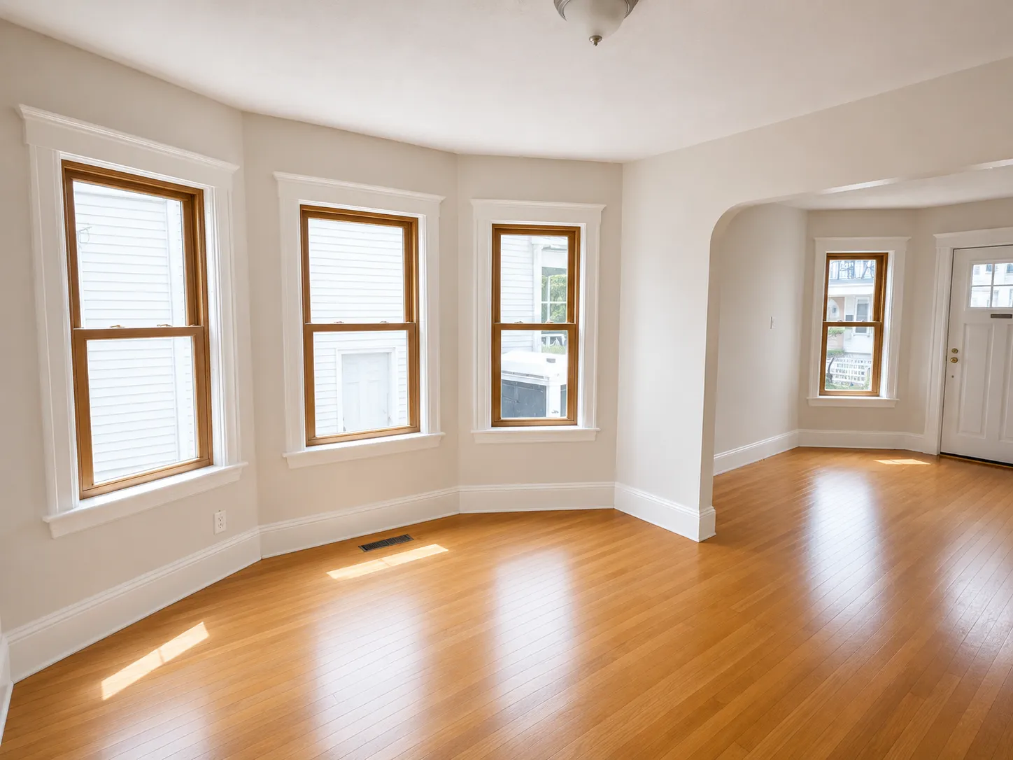 5 bed, 2 bath apartment for rent at 9 Bradford Ave Unit 1, South Medford — photo 16 of 27