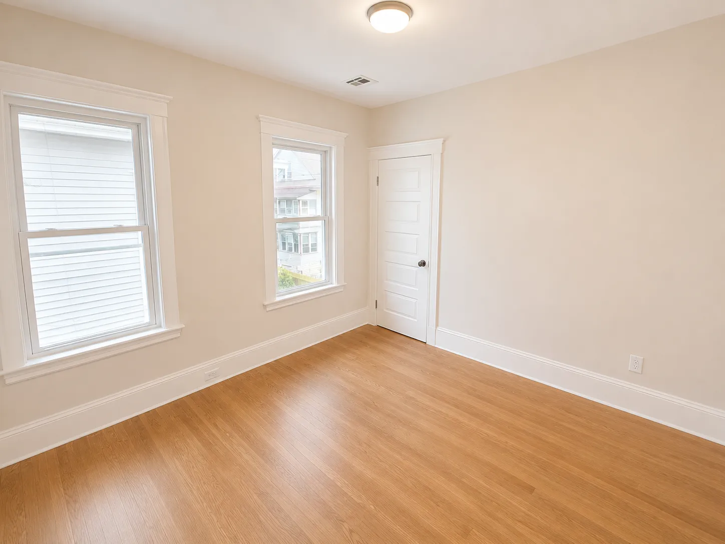 6 bed, 2 bath apartment for rent at 9 Bradford Ave Unit 2, South Medford — photo 15 of 22