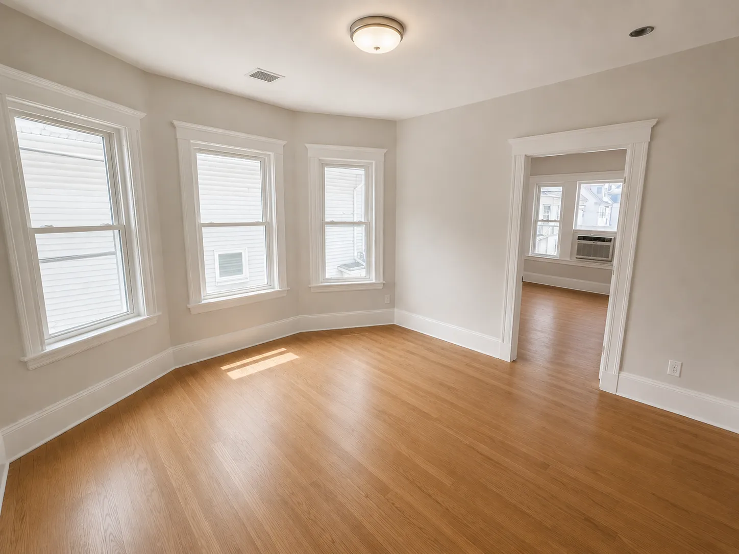 6 bed, 2 bath apartment for rent at 9 Bradford Ave Unit 2, South Medford — photo 12 of 22