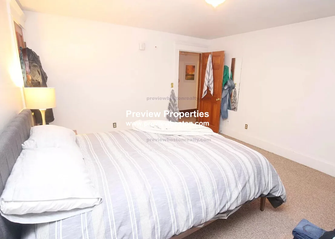 2 bed, 1 bath apartment for rent at 9 Braemore Rd Unit 1AP, Brighton — photo 15 of 15