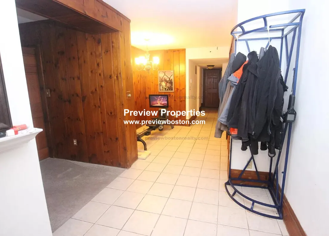 2 bed, 1 bath apartment for rent at 9 Braemore Rd Unit 1AP, Brighton — photo 12 of 15