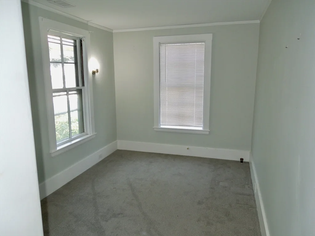 2 bed, 1 bath apartment for rent at 9 Brewster St Unit 2, Plymouth — photo 7 of 10