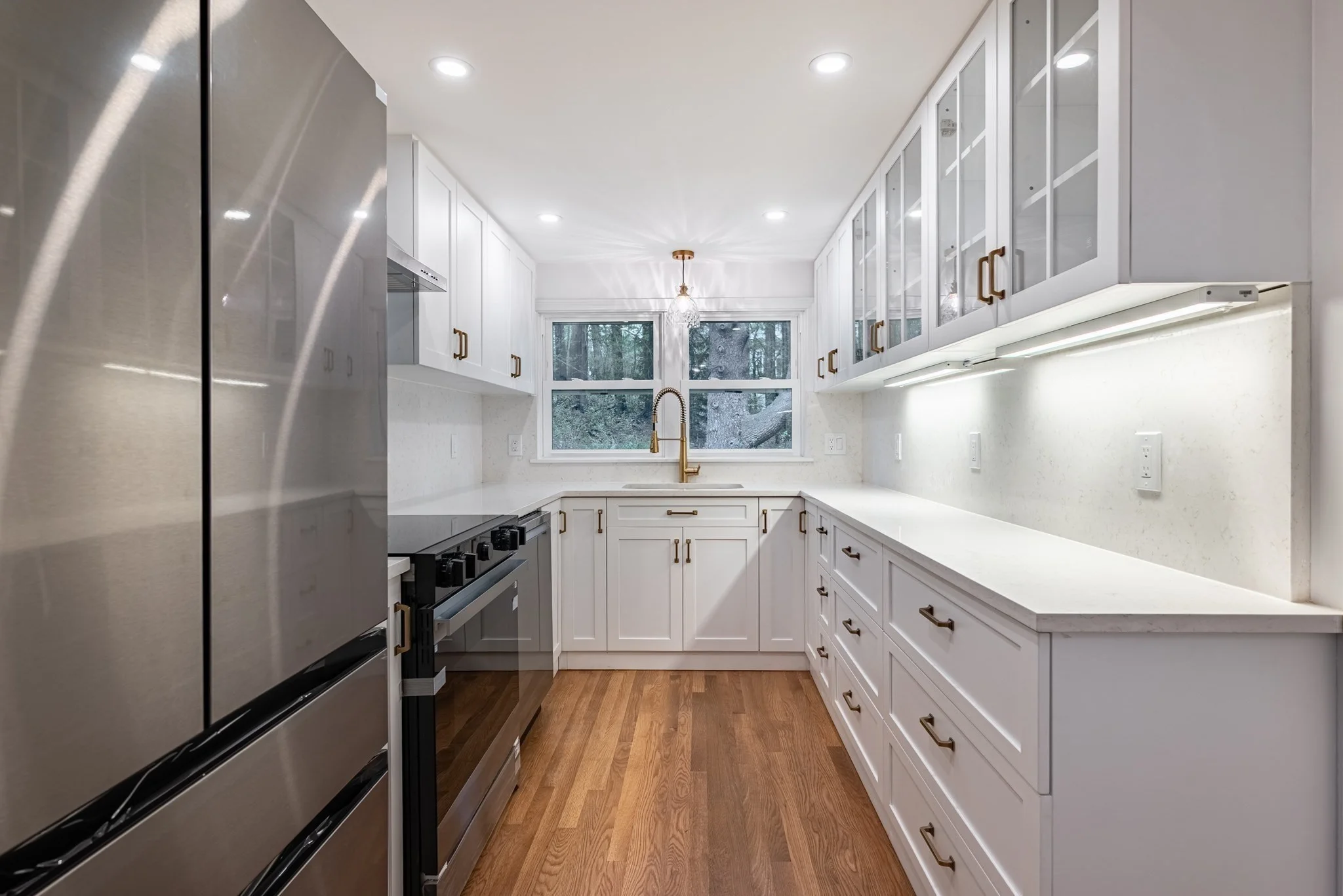 3 bed, 1 bath apartment for rent at 9 Bridge St, Medfield — photo 4 of 24