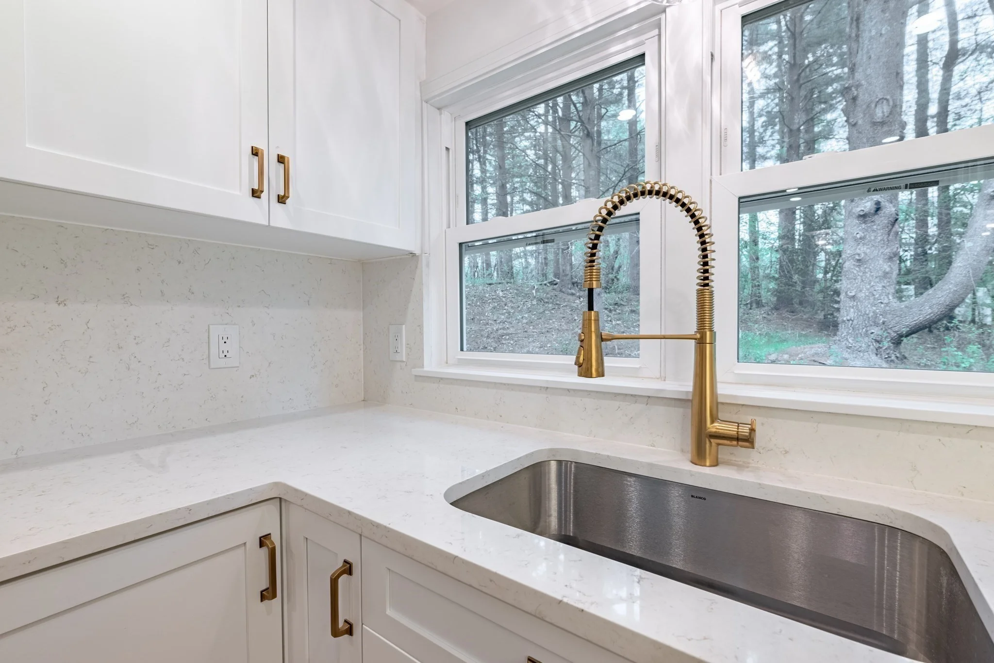 3 bed, 1 bath apartment for rent at 9 Bridge St, Medfield — photo 6 of 24