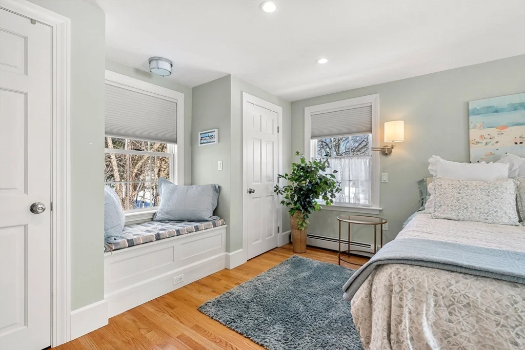 2 bed, 1 bath apartment for rent at 9 Brimblecomb, Marblehead — photo 18 of 24