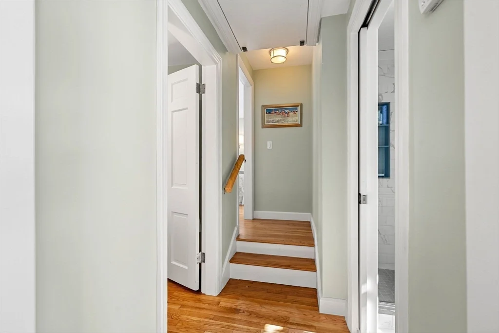 2 bed, 1 bath apartment for rent at 9 Brimblecomb, Marblehead — photo 16 of 24