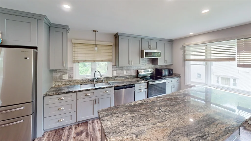 3 bed, 1 bath apartment for rent at 9 Brookdale Unit 2, Worcester