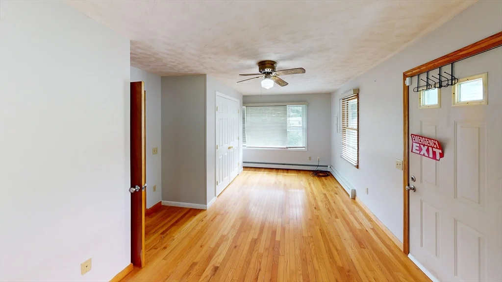 3 bed, 1 bath apartment for rent at 9 Brookdale Unit 2, Worcester — photo 6 of 12