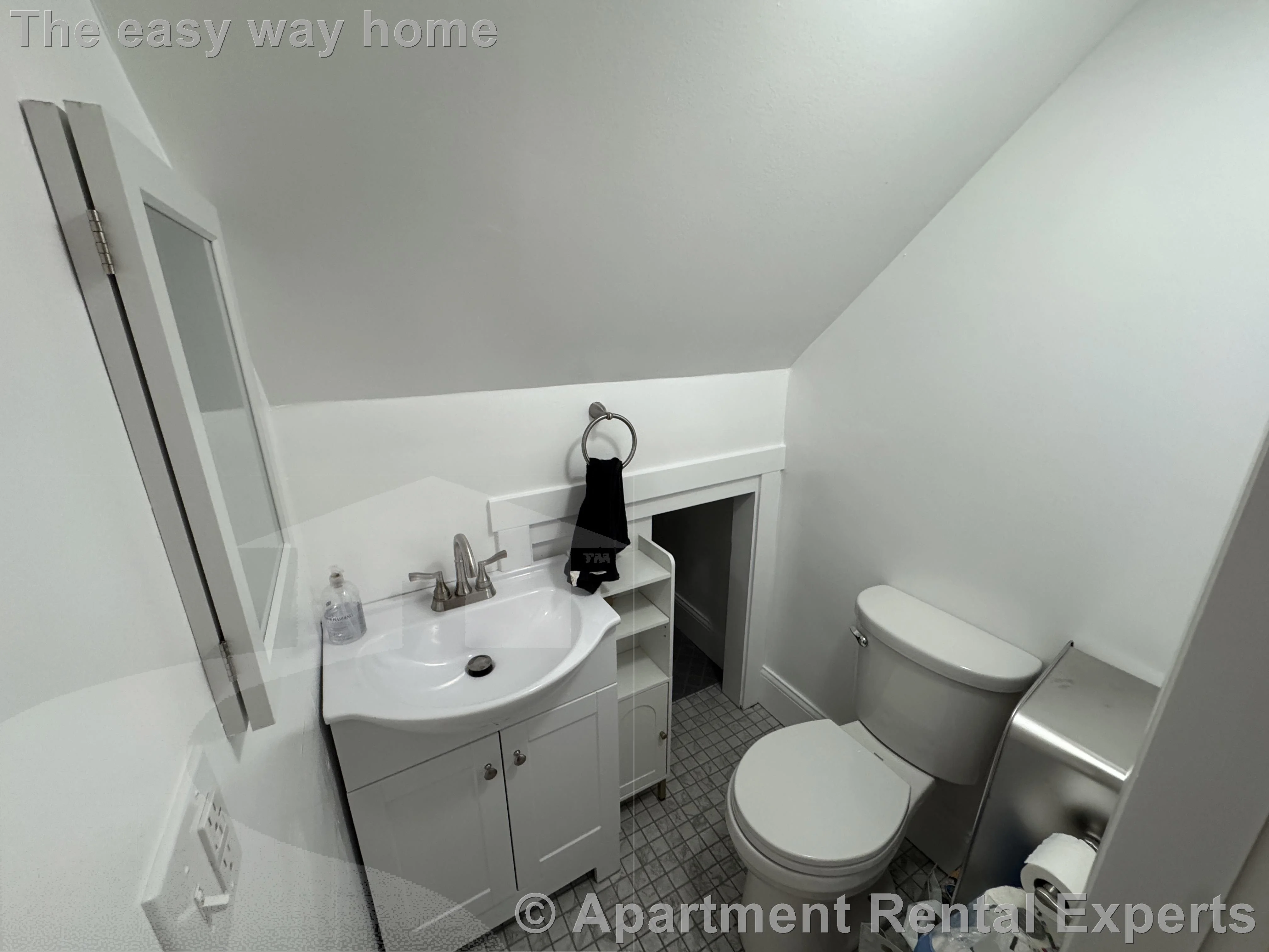4 bed, 2 bath apartment for rent at 9 Burnham St Unit 1, Davis Square — photo 12 of 17