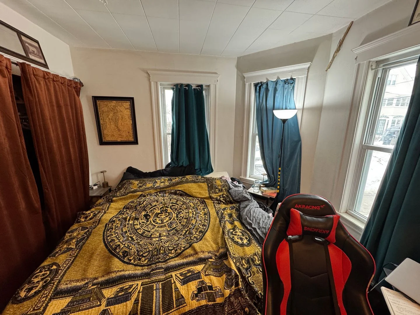 3.5 bed, 2.5 bath apartment for rent at 9 Burnham St Unit 1, Tufts — photo 11 of 12