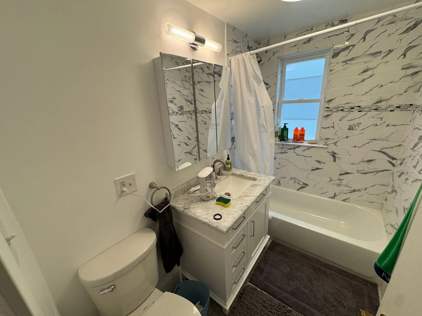 3.5 bed, 2.5 bath apartment for rent at 9 Burnham St Unit 1, Tufts — photo 8 of 12