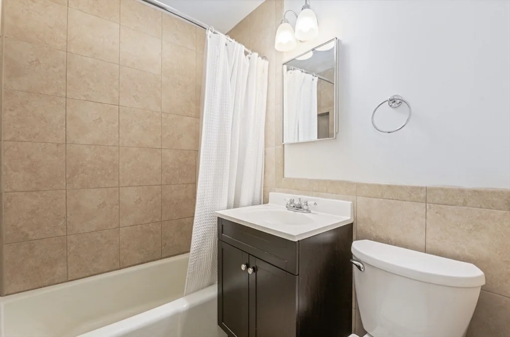 1 bed, 1 bath apartment for rent at 9 Buswell St Unit 2f, Fenway — photo 5 of 5