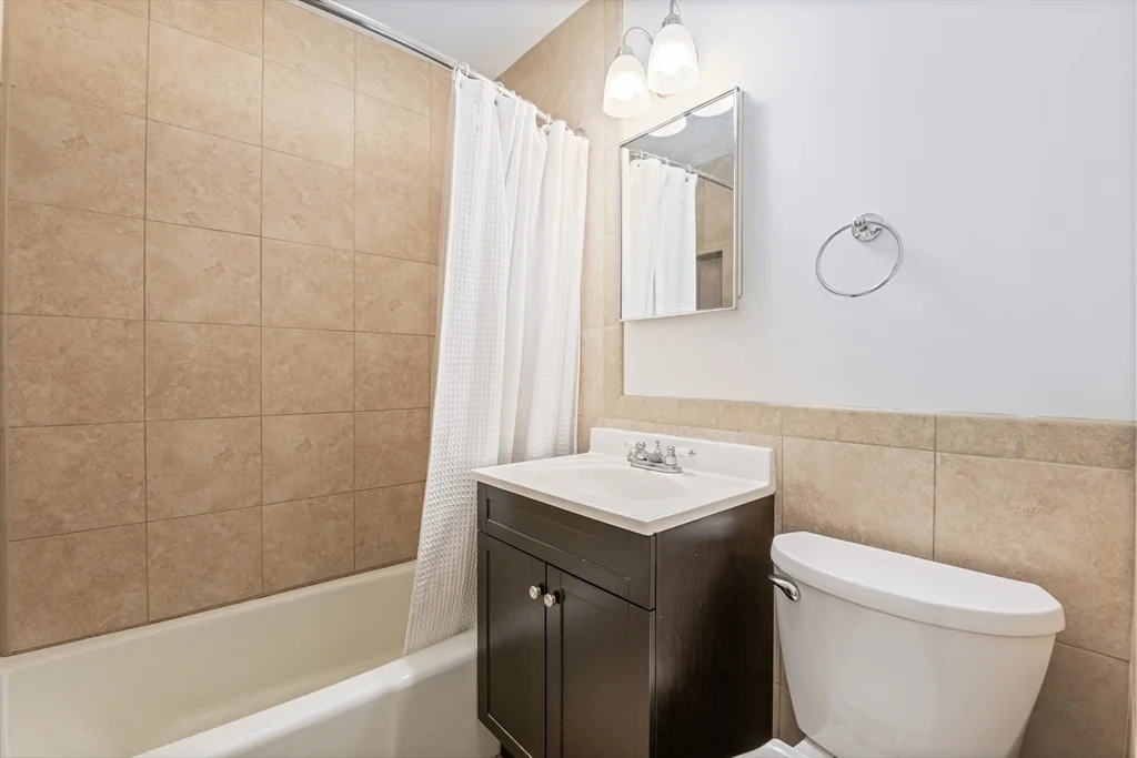 1 bed, 1 bath apartment for rent at 9 Buswell St Unit 3R, Fenway — photo 8 of 10