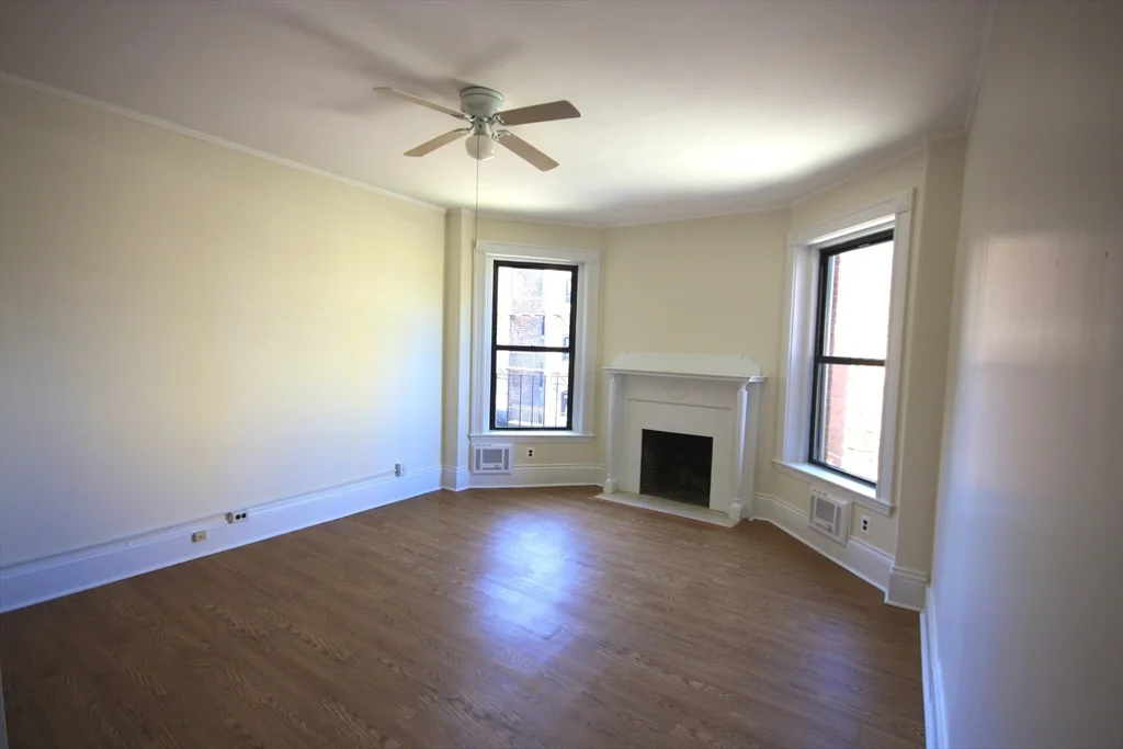 1 bed, 1 bath apartment for rent at 9 Buswell St Unit 3R, Fenway — photo 1 of 10