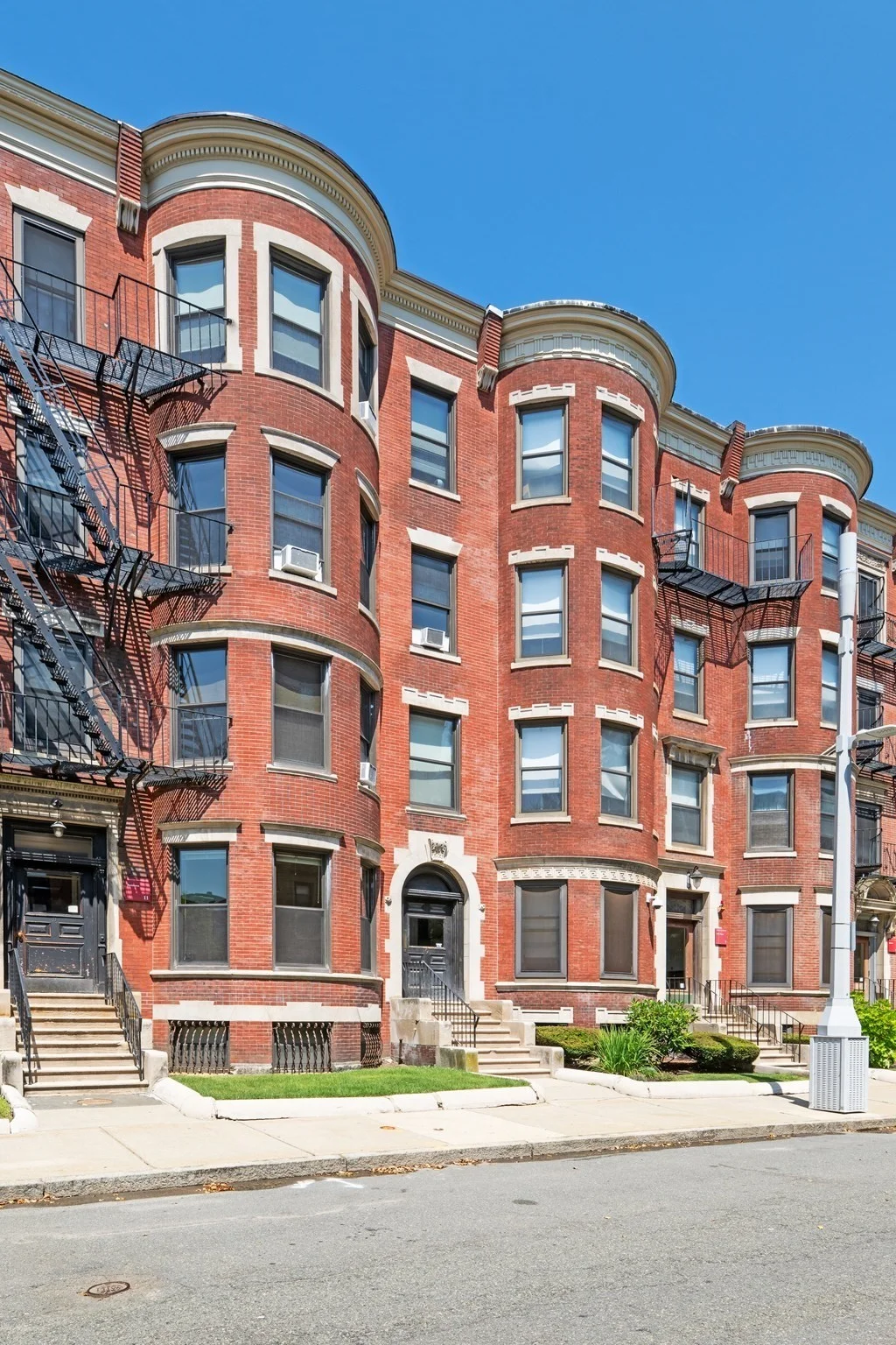 1 bed, 1 bath apartment for rent at 9 Buswell St Unit 4R, Fenway — photo 10 of 10