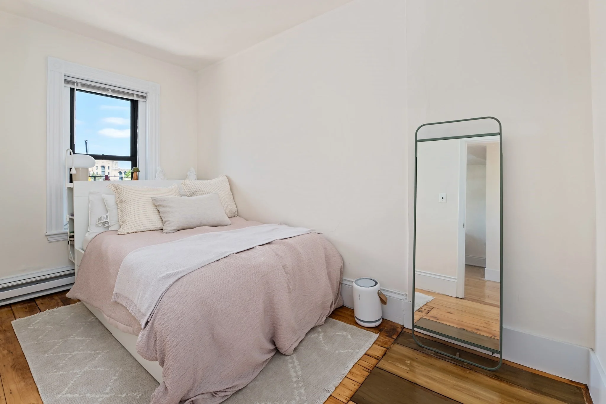 1 bed, 1 bath apartment for rent at 9 Buswell St Unit 4R, Fenway — photo 6 of 10