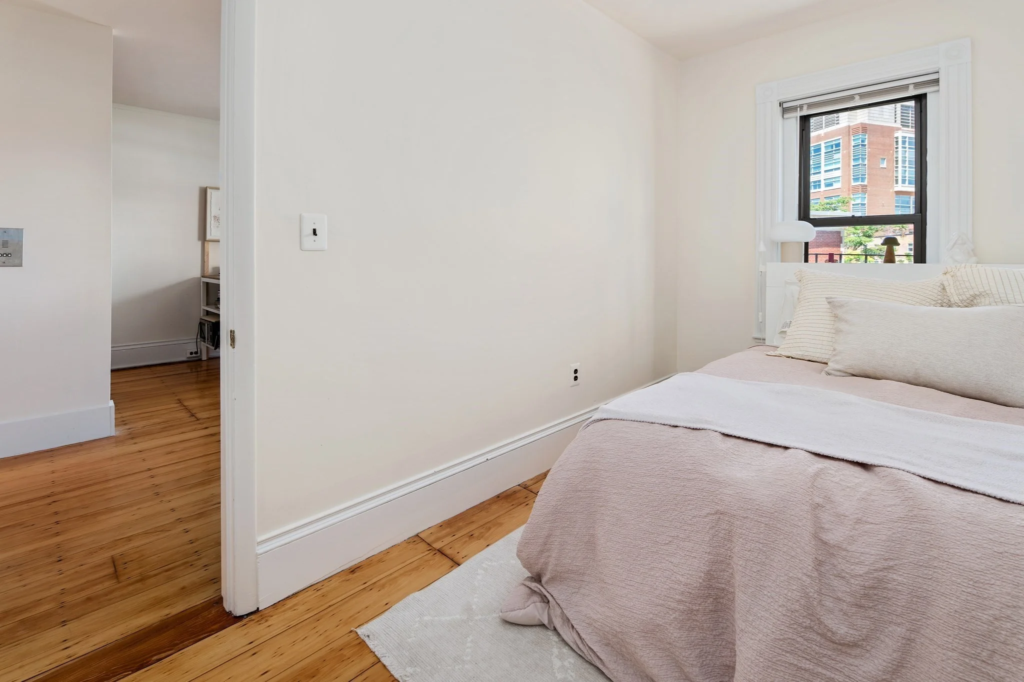 1 bed, 1 bath apartment for rent at 9 Buswell St Unit 4R, Fenway — photo 7 of 10