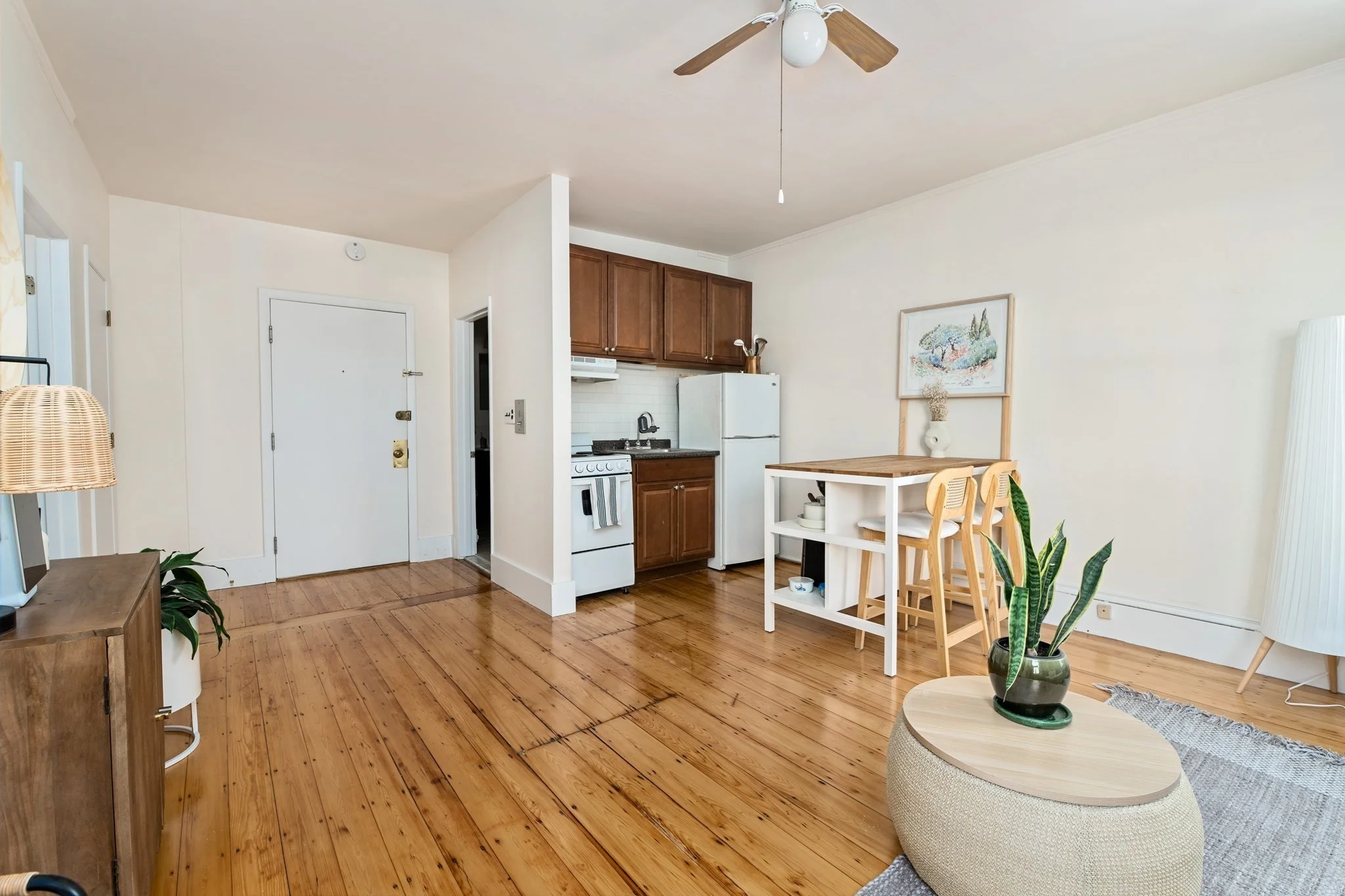 1 bed, 1 bath apartment for rent at 9 Buswell St Unit 4R, Fenway — photo 4 of 10