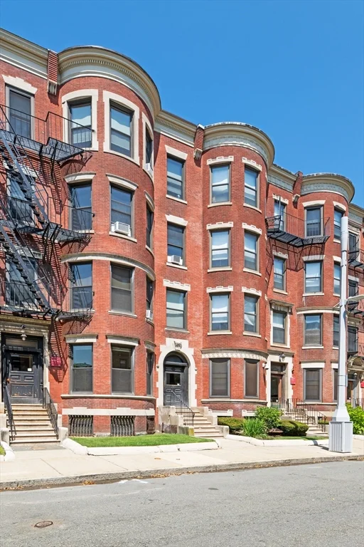 1 bed, 1 bath apartment for rent at 9 Buswell Stret Unit 2R, Fenway — photo 17 of 17