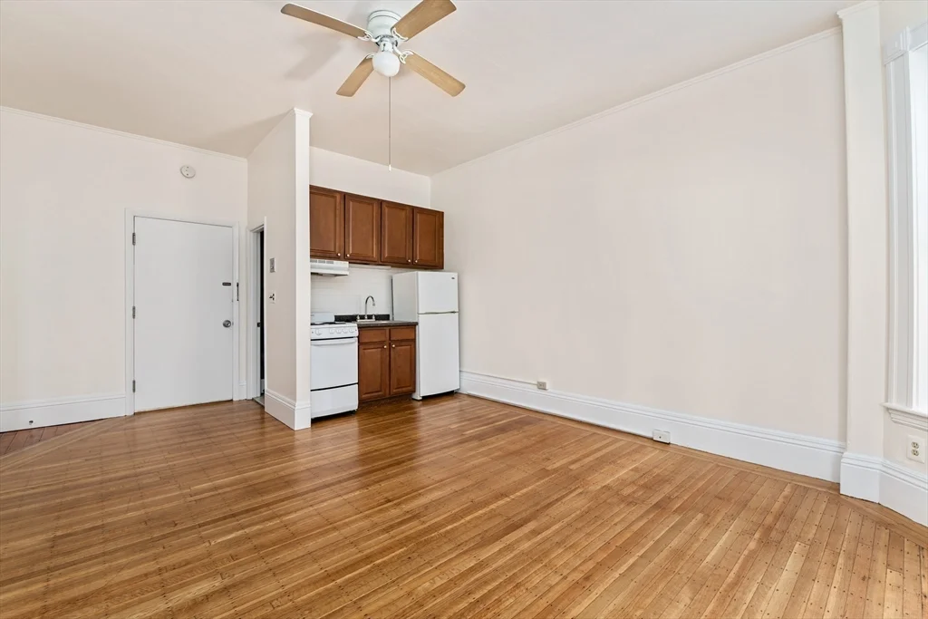 1 bed, 1 bath apartment for rent at 9 Buswell Stret Unit 2R, Fenway — photo 10 of 15