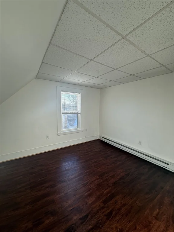 2 bed, 1 bath apartment for rent at 9 Carlton Unit 3, Peabody — photo 3 of 18