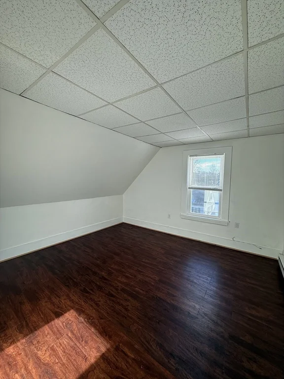 2 bed, 1 bath apartment for rent at 9 Carlton Unit 3, Peabody — photo 1 of 18