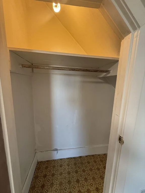 2 bed, 1 bath apartment for rent at 9 Carlton Unit 3, Peabody — photo 13 of 18