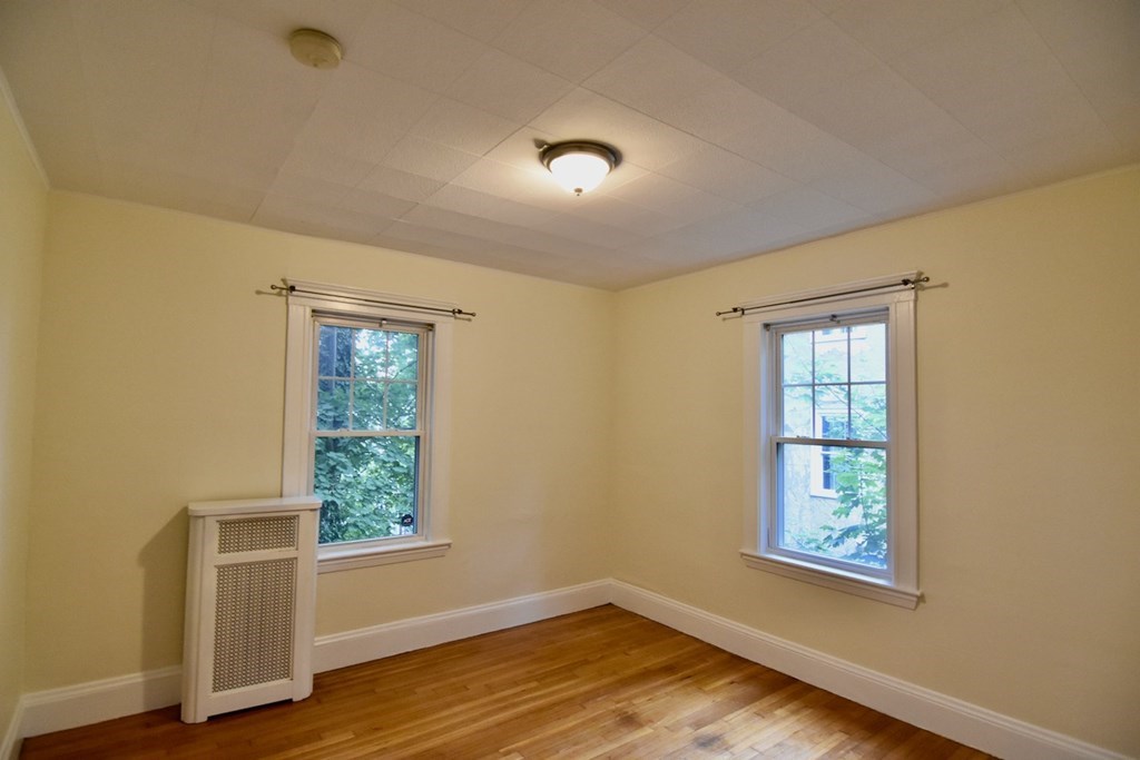 2 bed, 1 bath apartment for rent at 9 Castle Rock St Unit 9, Dorchester — photo 9 of 15